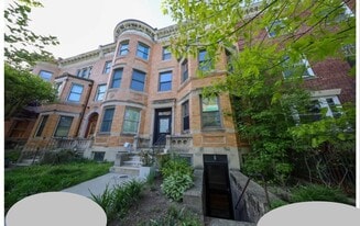 1728 Beacon St, Unit #1 in Brookline, MA - Building Photo