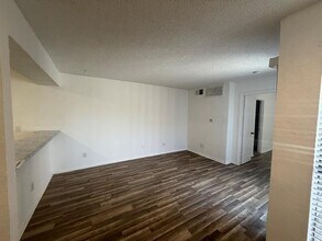 9813 Walnut St in Dallas, TX - Building Photo - Building Photo