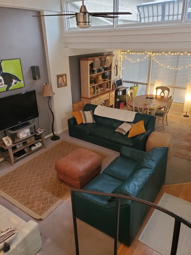 property at 5914 Lago Vista Way