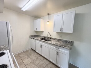 4768 S Bonair St in Holladay, UT - Building Photo - Building Photo