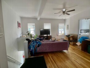 206 4th St in Jersey City, NJ - Building Photo - Building Photo