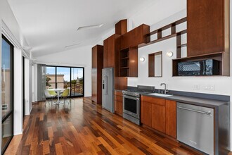 4638 Del Monte Ave in San Diego, CA - Building Photo - Building Photo