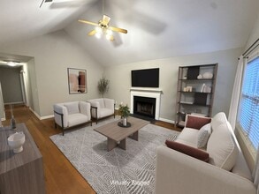 113 Spring Lake Dr in Athens, GA - Building Photo - Building Photo