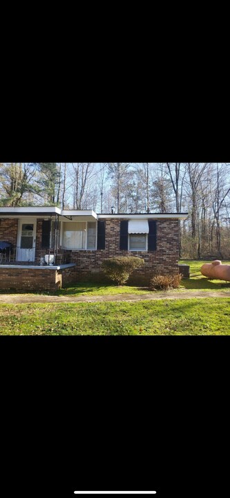 1415 Murrell Rd in Winterville, GA - Building Photo