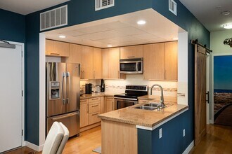 88 Bush St in San Jose, CA - Building Photo - Building Photo