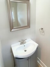 2116 Sherwood Ave in Holland, MI - Building Photo - Building Photo