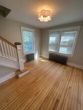 13 Center St in Freehold, NJ - Building Photo - Building Photo