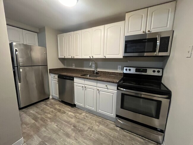 107 Columbia Rd-Unit -B in Boston, MA - Building Photo - Building Photo