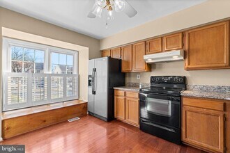 8871 Manahan Dr in Ellicott City, MD - Building Photo - Building Photo