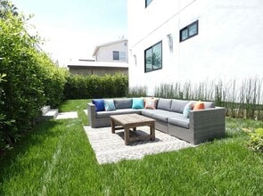 5346 Lexington Ave in Los Angeles, CA - Building Photo - Building Photo