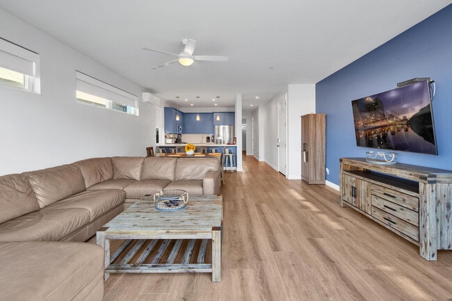 719 Island Ct in San Diego, CA - Building Photo - Building Photo