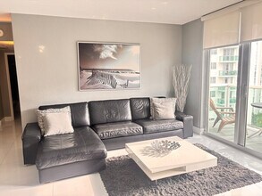 3801S S Ocean Dr in Hollywood, FL - Building Photo - Building Photo