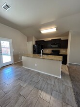 1024 E 90th St in Odessa, TX - Building Photo - Building Photo