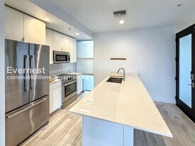 1717 N 1st Ave in Phoenix, AZ - Building Photo