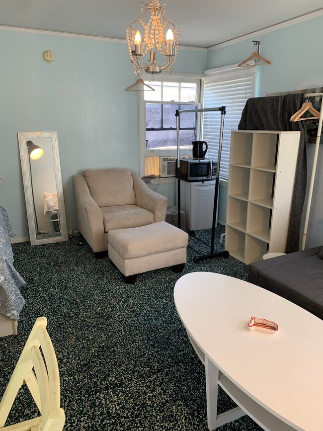 147 N Stanley Dr, Unit 1