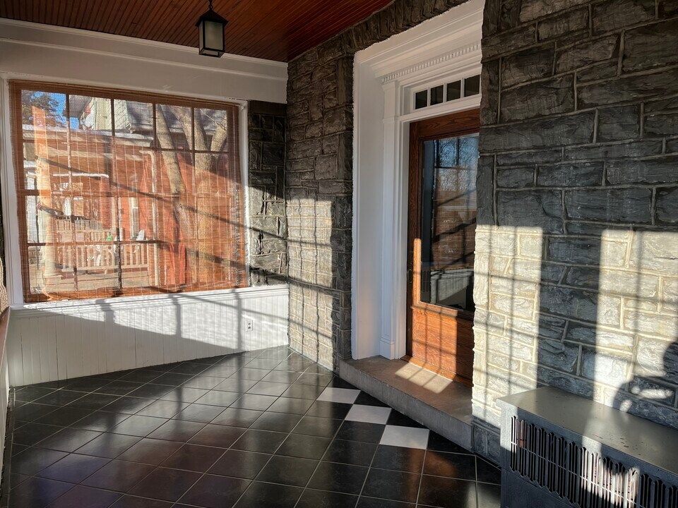 2251 N 5th St in Harrisburg, PA - Building Photo
