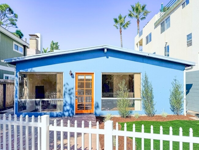 property at 121 Highland Dr