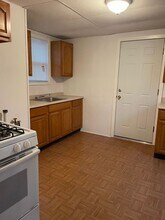 13 Simons Ave in Waterbury, CT - Building Photo - Building Photo