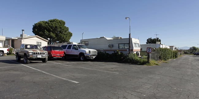 Aloha Mobile Home Park in Fontana, CA - Building Photo - Building Photo