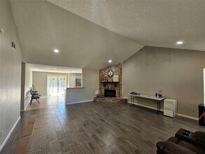 16715 Rockbend in Houston, TX - Building Photo - Building Photo