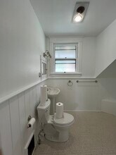 1402 SE 32nd Ave in Portland, OR - Building Photo - Building Photo