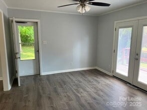 405 Copeland Park in Mount Holly, NC - Building Photo - Building Photo