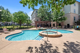 Plaza At Chase Oaks Apartamentos