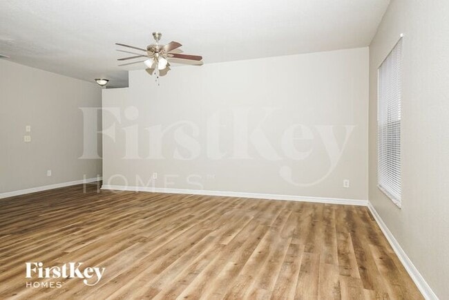 2999 Ponce De Leon Blvd in North Port, FL - Building Photo - Building Photo