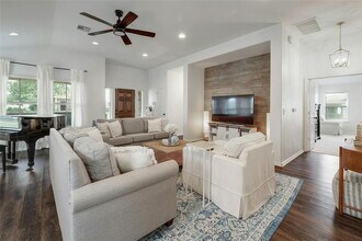 1115 Petroglyph Trail in Pflugerville, TX - Building Photo - Building Photo