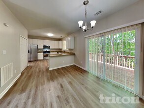 1013 Chatsworth Ln in Woodstock, GA - Building Photo - Building Photo