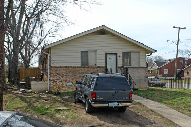 Wesley Manor in Nashville, TN - Building Photo - Building Photo