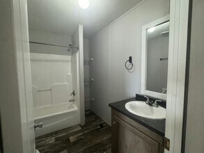 1123 Walt Williams Rd in Lakeland, FL - Building Photo - Building Photo