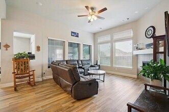 345 Greenbriar Rd in Little Elm, TX - Building Photo - Building Photo