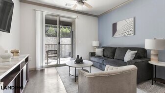 7602 Luskey Blvd, Unit 3-3201 in San Antonio, TX - Building Photo