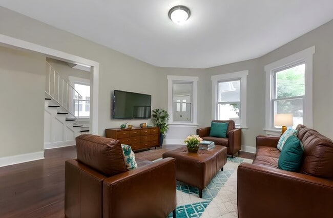 114 Daniel Ave, Unit 1