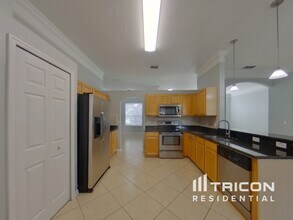 880 Pickfair Terrace in Lake Mary, FL - Building Photo - Building Photo