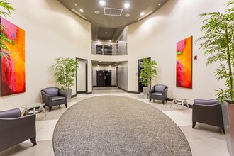 Camden Brickell in Miami, FL - Building Photo - Lobby