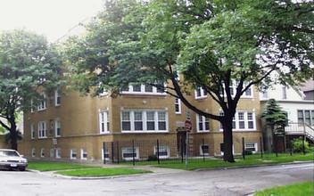 5125-5127 N Claremont Ave in Chicago, IL - Building Photo - Building Photo