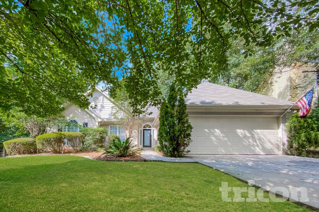 555 Horseshoe Cir in Stockbridge, GA - Building Photo