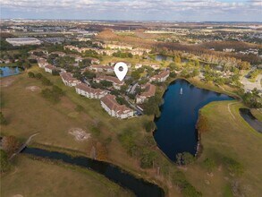 13838 Fairway Island Dr, Unit 1436 in Orlando, FL - Foto de edificio - Building Photo