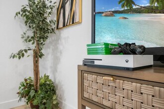 5048 Bluff Pl in El Cajon, CA - Foto de edificio - Building Photo