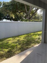 6042 Parkside Meadow Dr in Tampa, FL - Foto de edificio - Building Photo