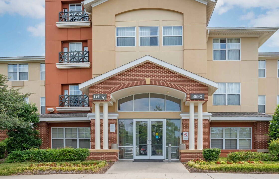 Furnished Studio-Columbia - Columbia Corpo in Columbia, MD - Foto de edificio