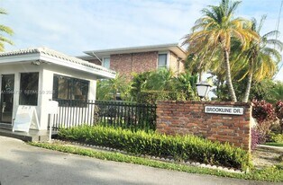 6804 Brookline Dr in Hialeah, FL - Building Photo