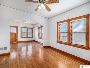 815 Pierce St in Omaha, NE - Foto de edificio - Building Photo