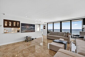 1500 S Ocean Blvd in Boca Raton, FL - Building Photo - Building Photo