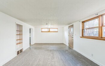 3443 N St in Lincoln, NE - Building Photo - Building Photo