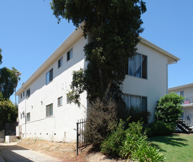 3721 S Sepulveda Blvd in Los Angeles, CA - Foto de edificio - Building Photo