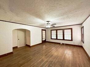 313 NW 11th St in Gainesville, FL - Building Photo - Building Photo