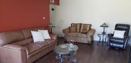 4095 Bonita Rd, Unit 111 in Bonita, CA - Foto de edificio - Building Photo